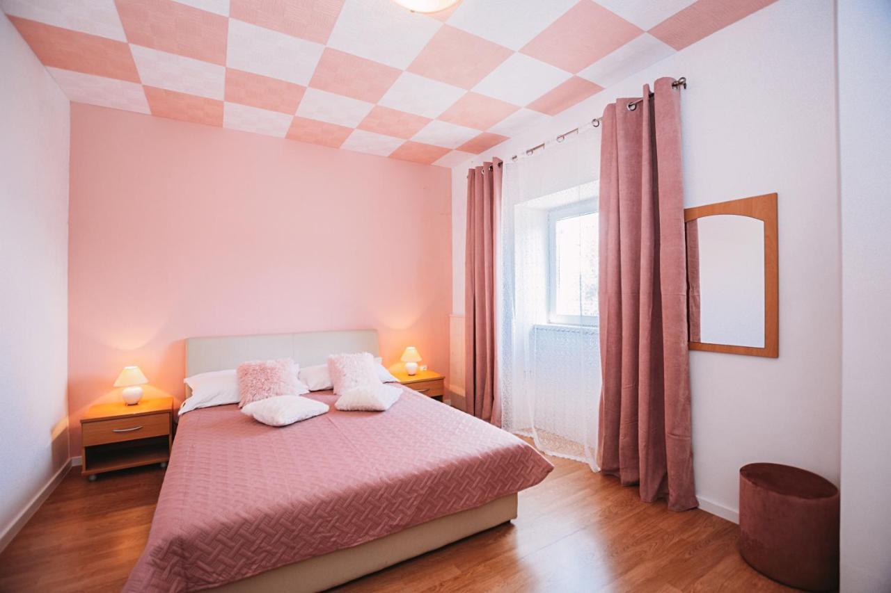 Rooms Emilija Божава Екстер'єр фото