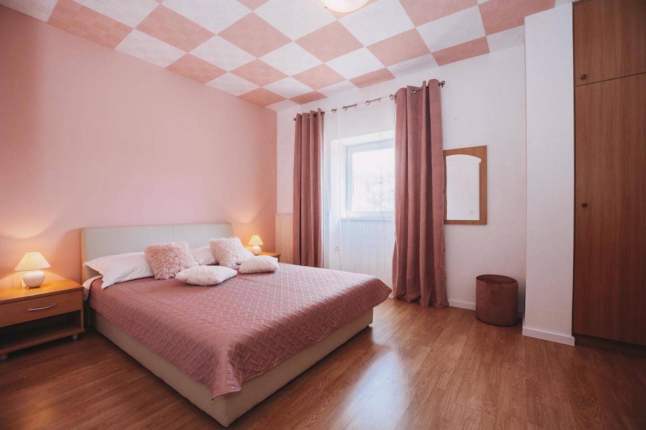 Rooms Emilija Божава Екстер'єр фото