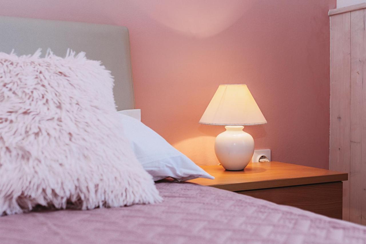 Rooms Emilija Божава Екстер'єр фото